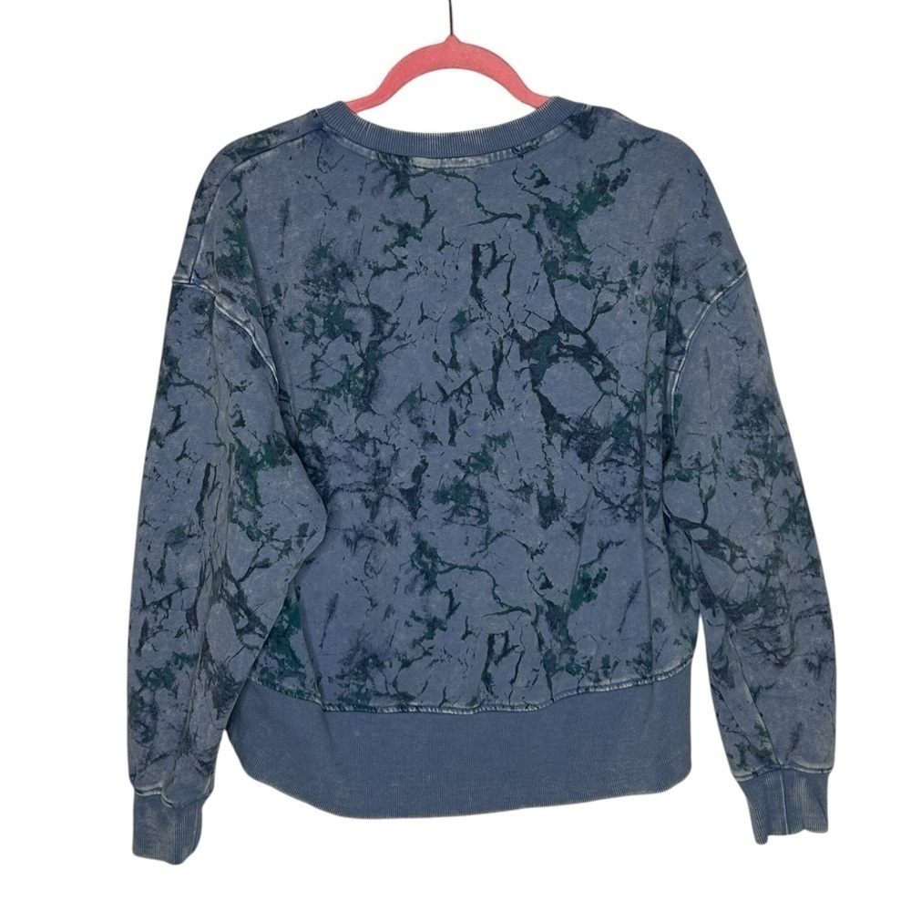 JoyLab Women's Blue Marble Print Relaxed Fit Sweatshirt - Picture 4 of 12